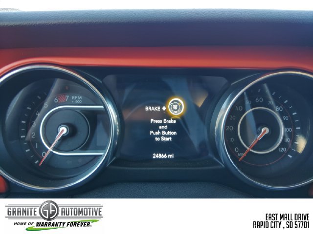 Used 2019 Jeep Wrangler Unlimited Rubicon w/ Cold Weather Group AWD/4WD image 16