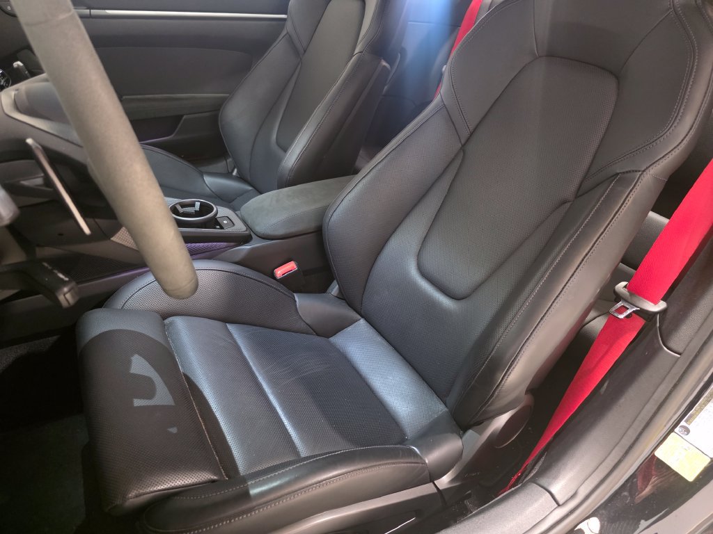 Certified 2024 Porsche 911 Carrera 4 GTS AWD/4WD image 18
