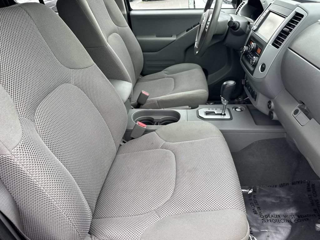 Used 2020 Nissan Frontier SV AWD/4WD image 13