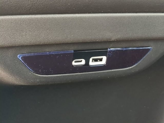 New 2026 Chrysler Pacifica Select FWD image 18