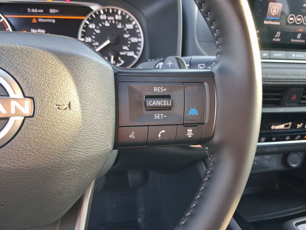 Used 2026 Nissan Rogue SV FWD image 30