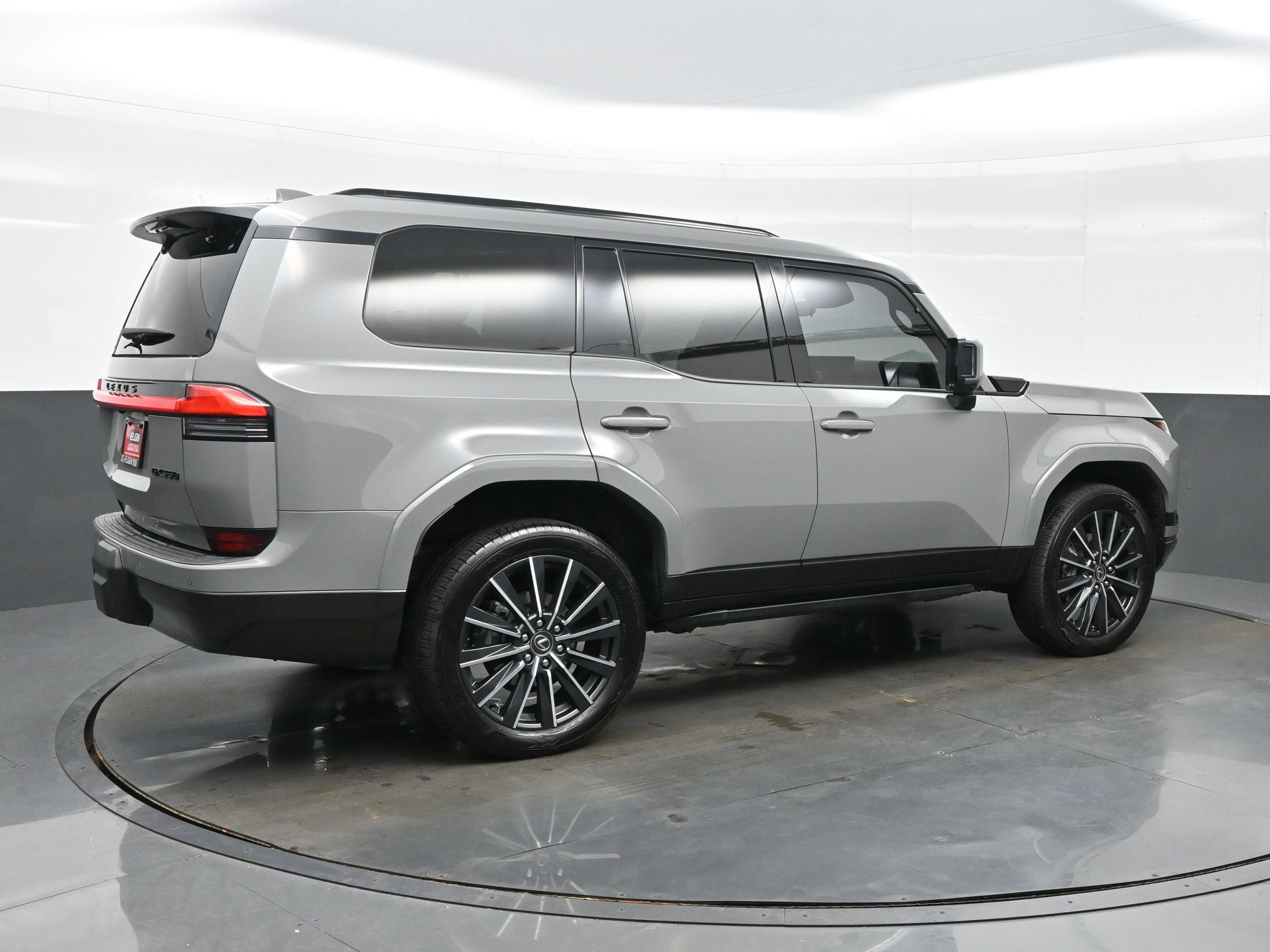 Used 2025 Lexus GX 550 w/ Accessory Package (2T) AWD/4WD image 6