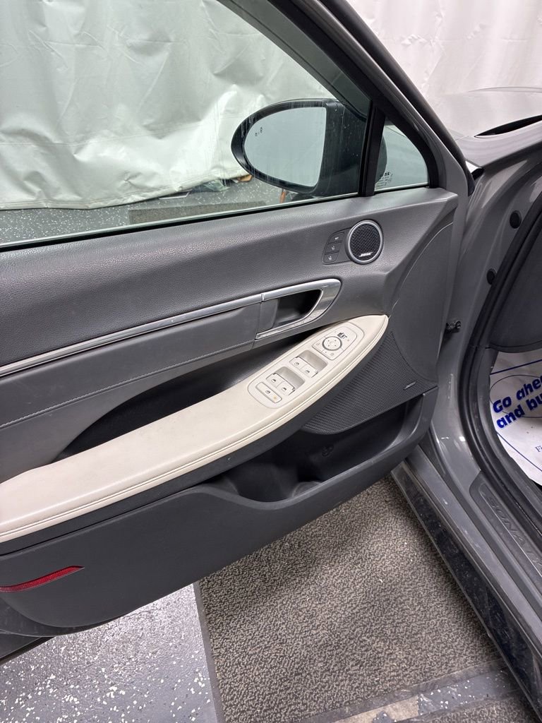 Used 2023 Hyundai Sonata Limited image 12