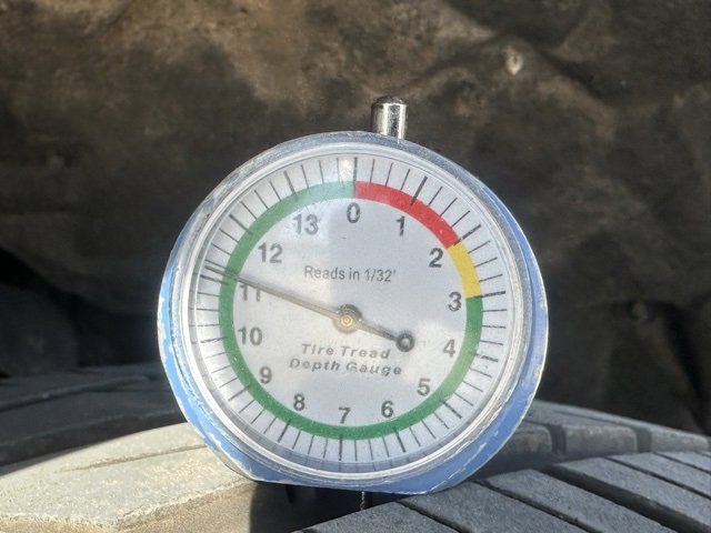 Used 2023 Ford Expedition Max Limited image 31