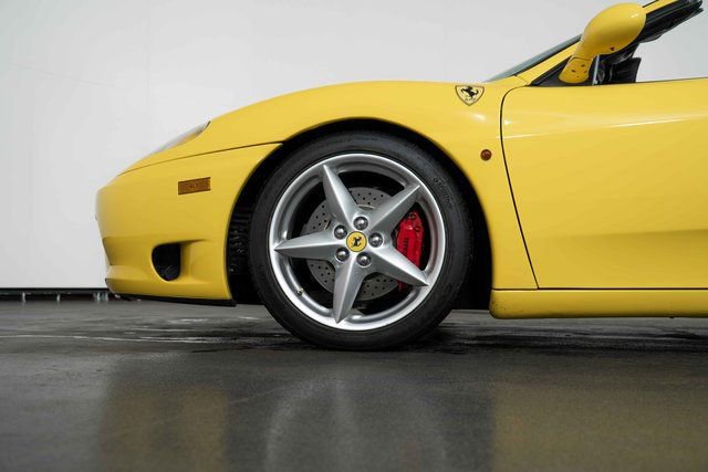 Used 2001 Ferrari 360 Spider image 12