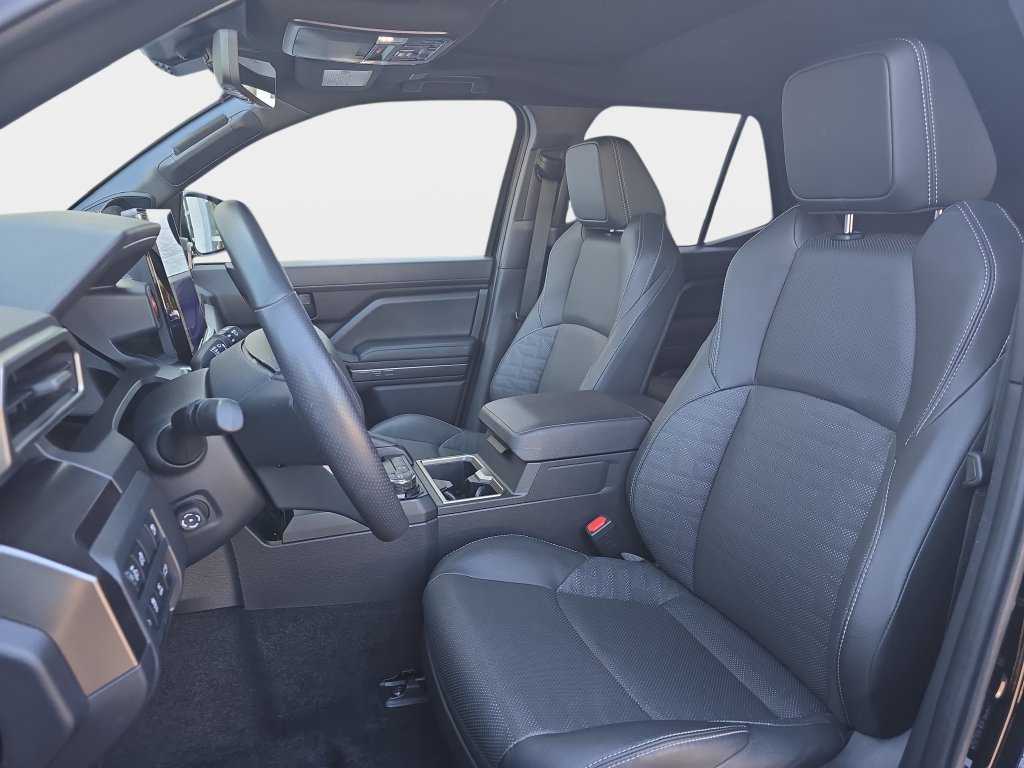 Used 2025 Toyota 4Runner TRD Off-Road Premium w/ Tow Technology Package AWD/4WD image 17