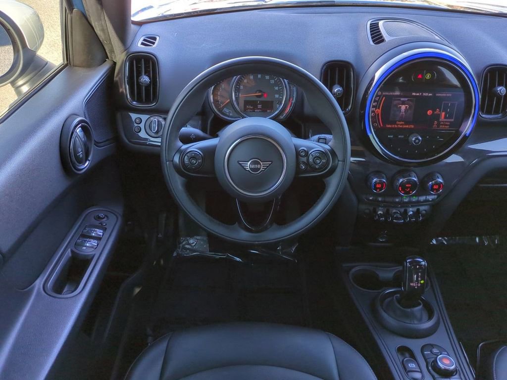 Used 2021 MINI Cooper Countryman Oxford Edition image 16