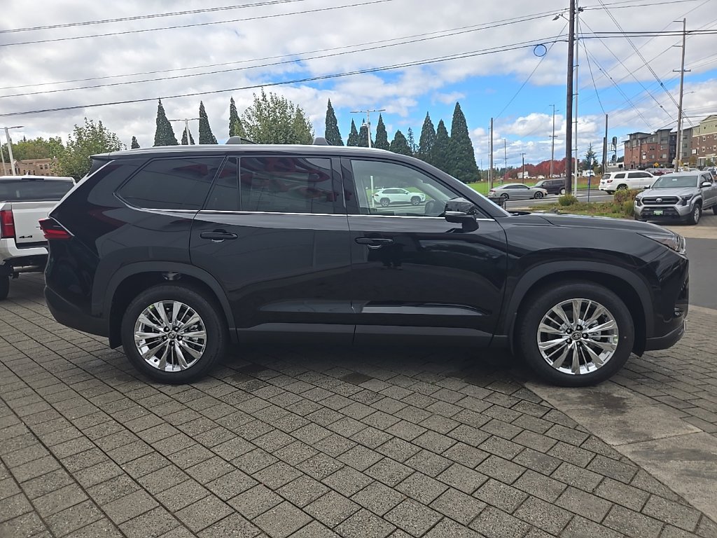 New 2026 Toyota Grand Highlander AWD image 6