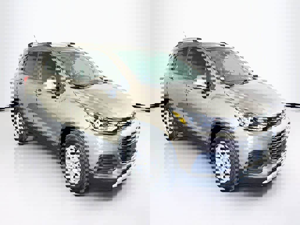 Used 2021 Chevrolet Trax LT w/ Driver Confidence Package image 23