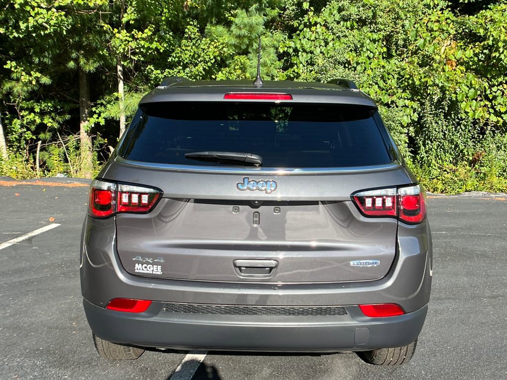 Used 2024 Jeep Compass Latitude image 4