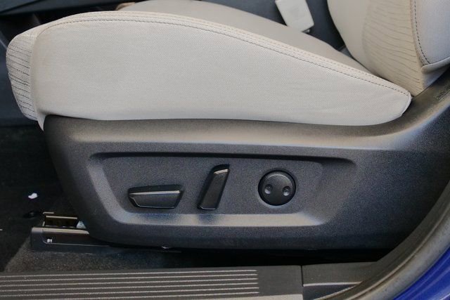 Used 2021 Nissan Rogue SV image 11