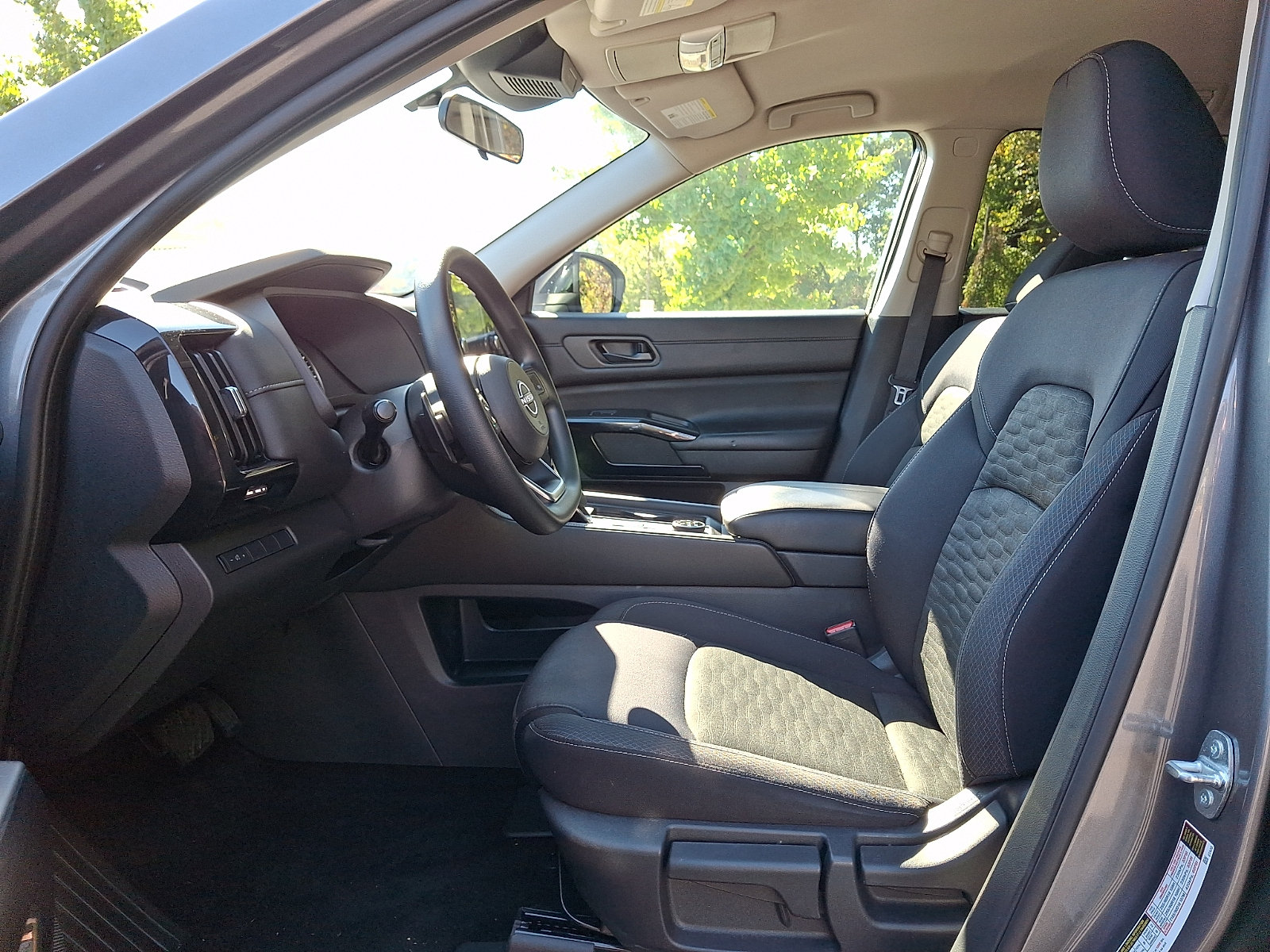 Certified 2024 Nissan Pathfinder S AWD/4WD image 13