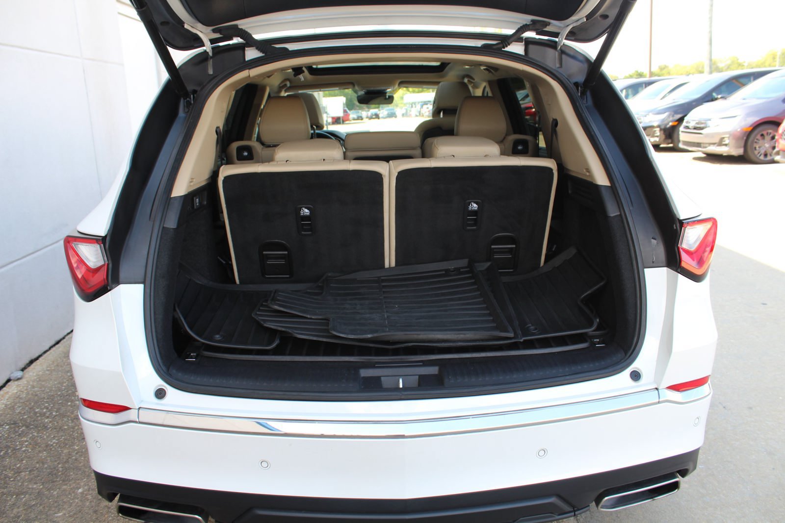 Used 2022 Acura MDX w/ Technology Package FWD image 22