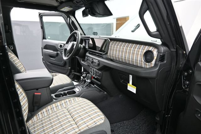 New 2026 Jeep Gladiator Sport AWD/4WD image 21