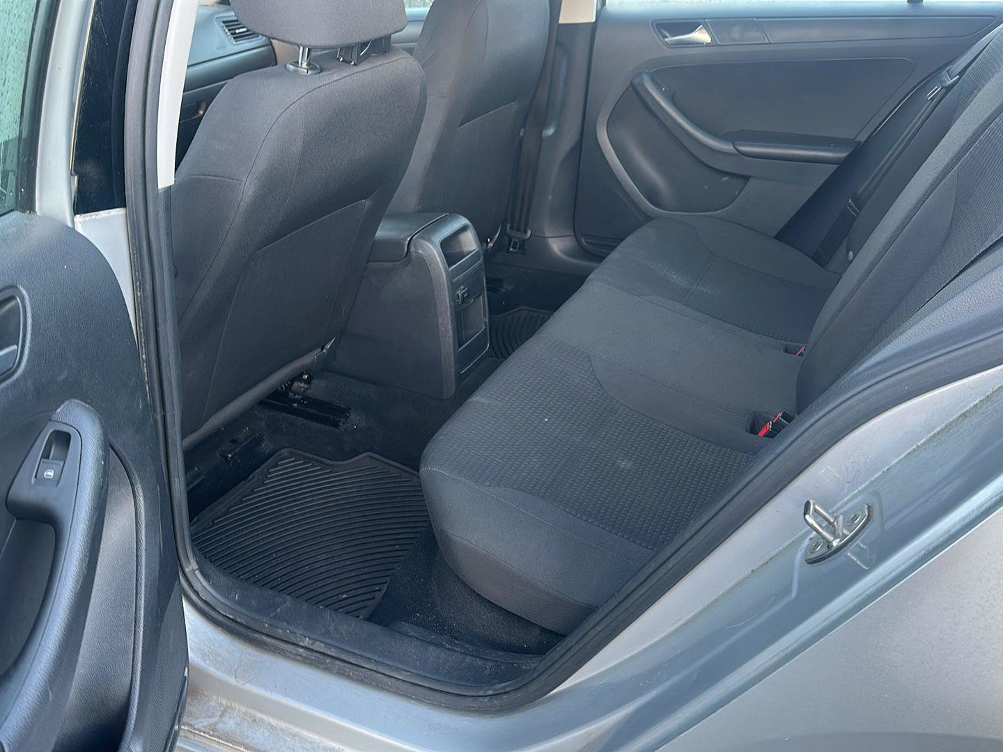 Used 2015 Volkswagen Jetta S FWD image 10