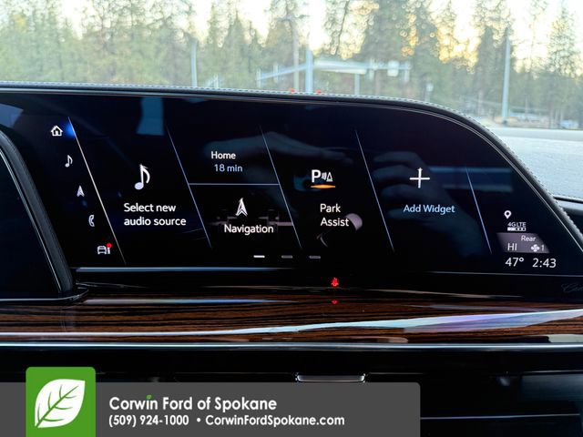 Used 2022 Cadillac Escalade ESV Luxury image 32