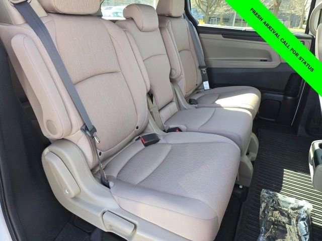Used 2024 Honda Odyssey EX image 13