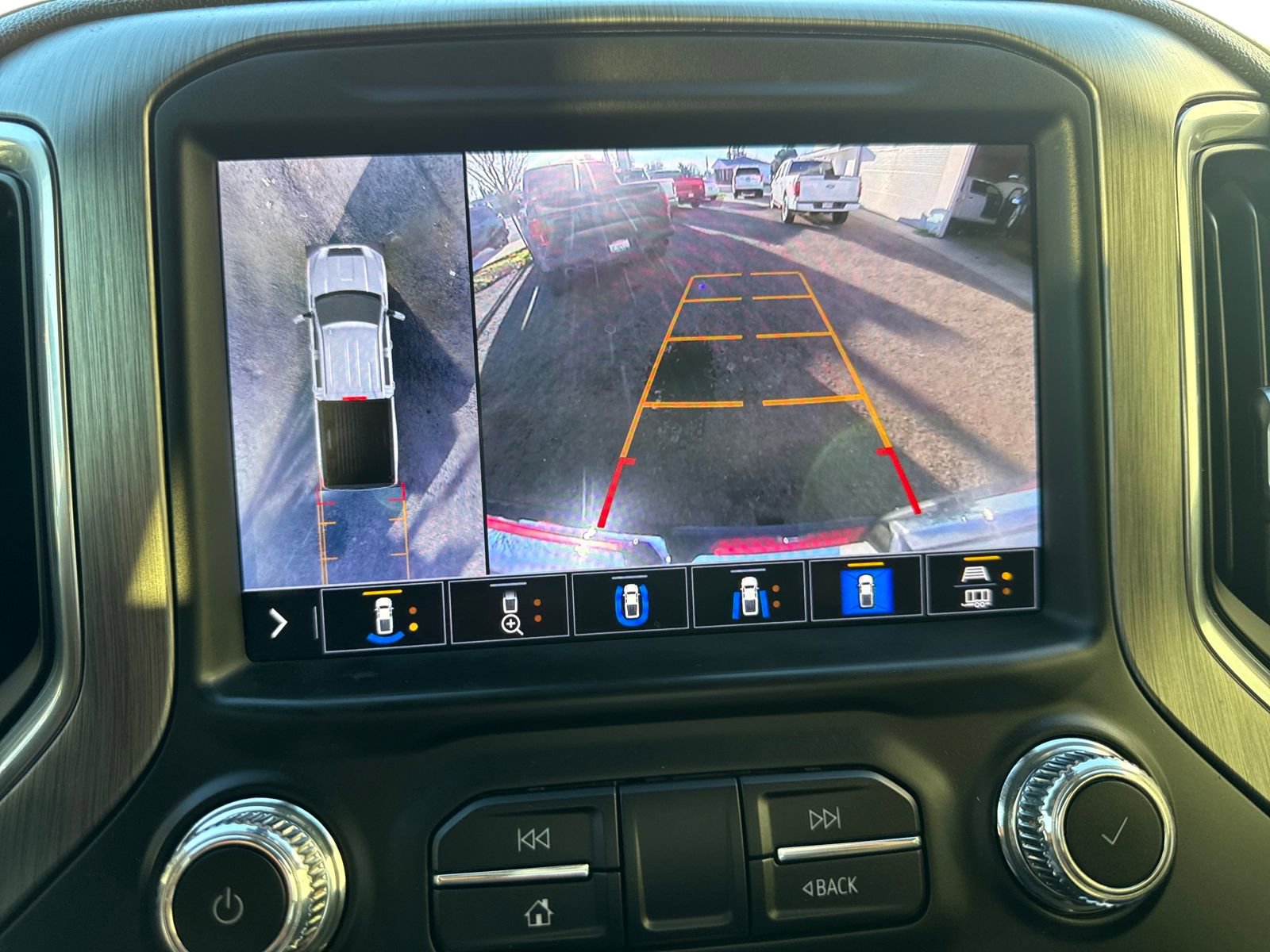 Used 2020 GMC Sierra 2500 Denali w/ Technology Package image 20