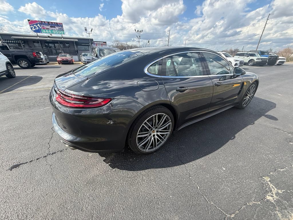 Used 2018 Porsche Panamera 4S image 3