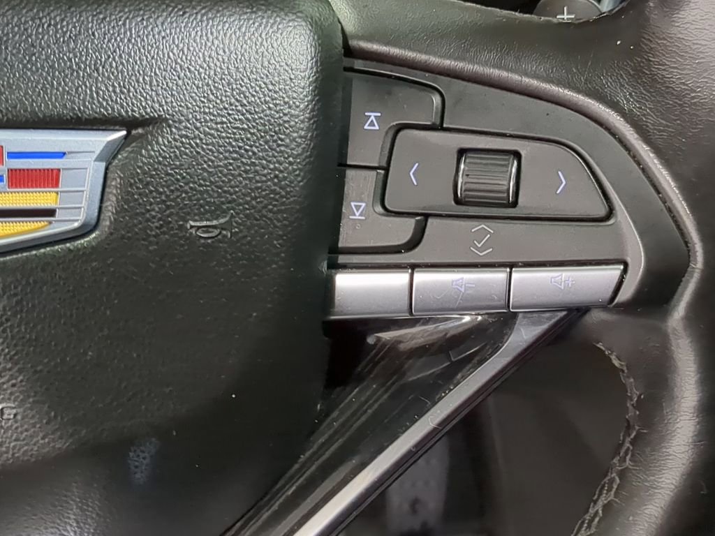 Used 2023 Cadillac XT6 Premium Luxury image 36