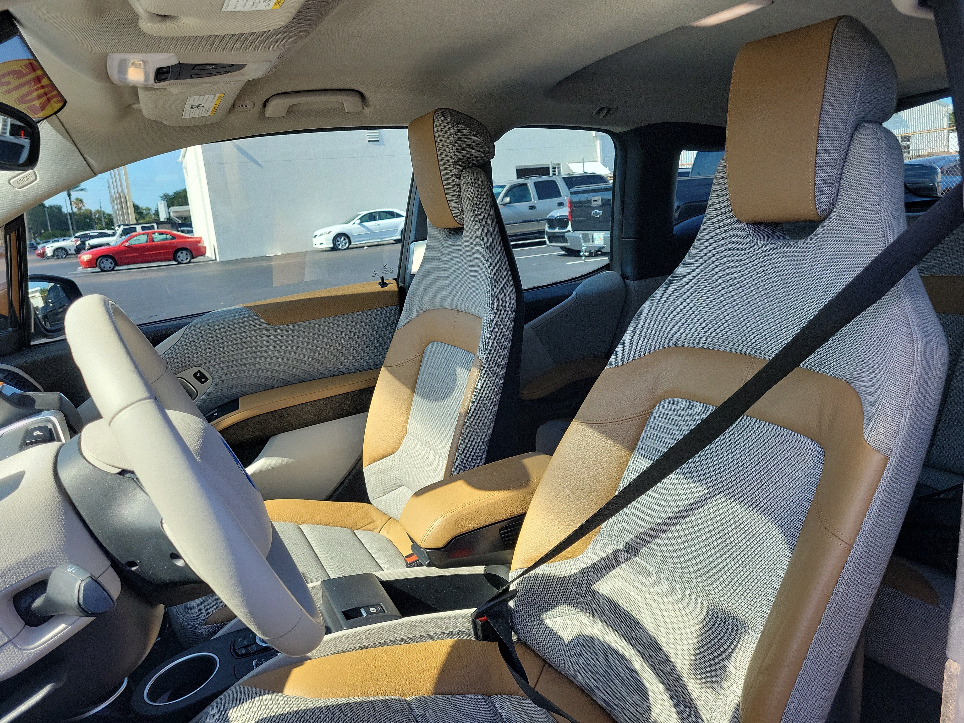 Used 2015 BMW i3 w/ Range Extender RWD image 19
