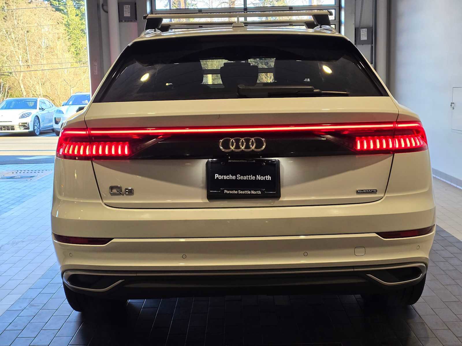 Used 2019 Audi Q8 Premium w/ Convenience Package image 4