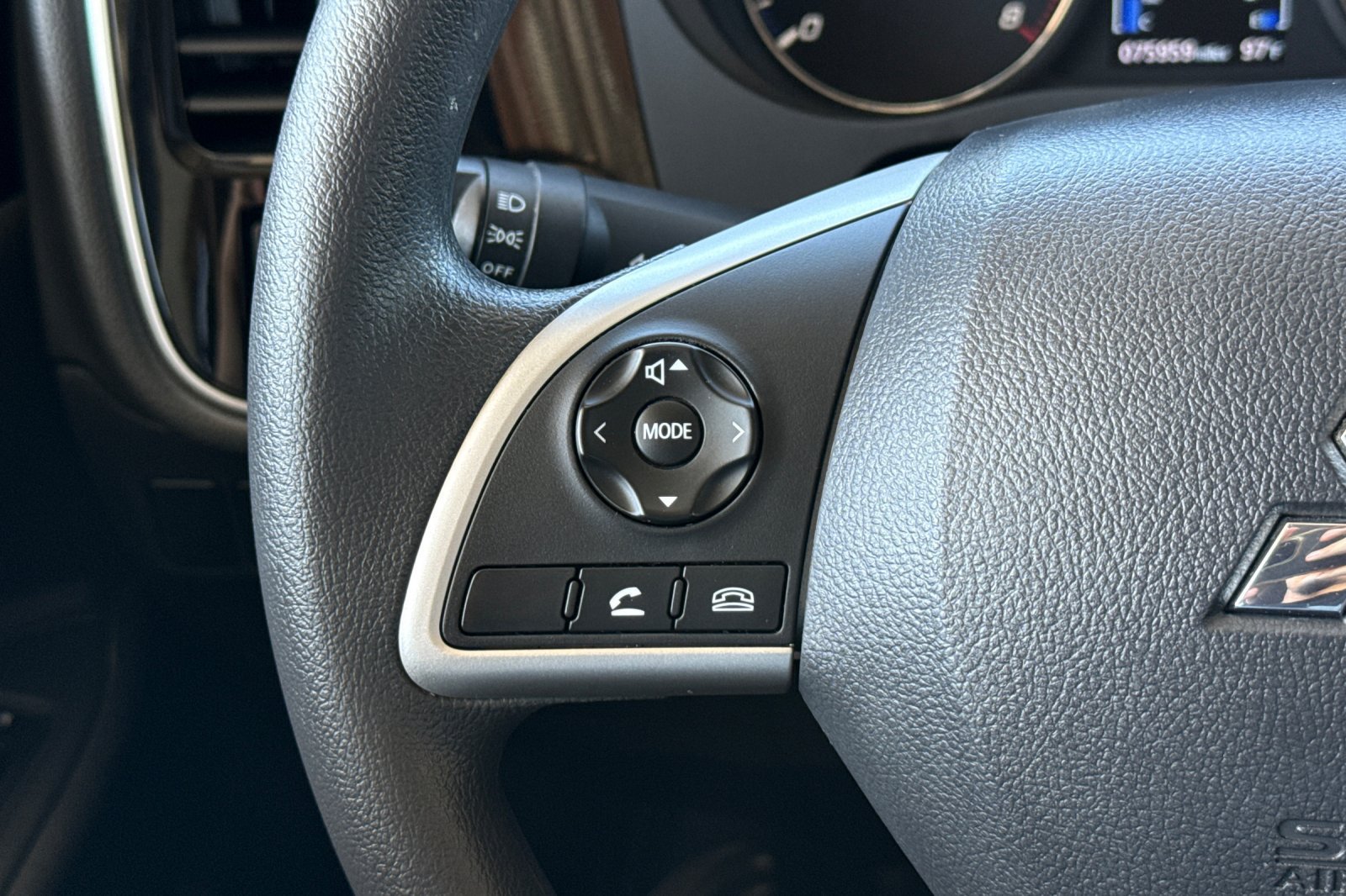 Used 2020 Mitsubishi Outlander ES FWD image 34