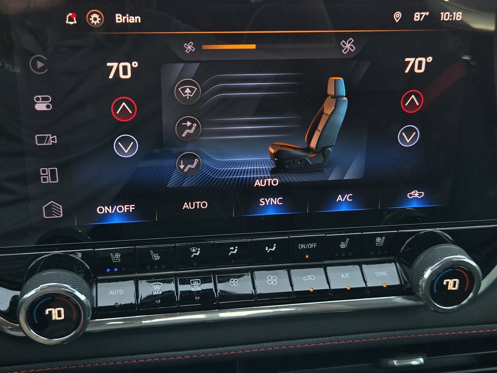 Used 2024 Chevrolet Colorado Z71 w/ Z71 Convenience Package 2 AWD/4WD image 17