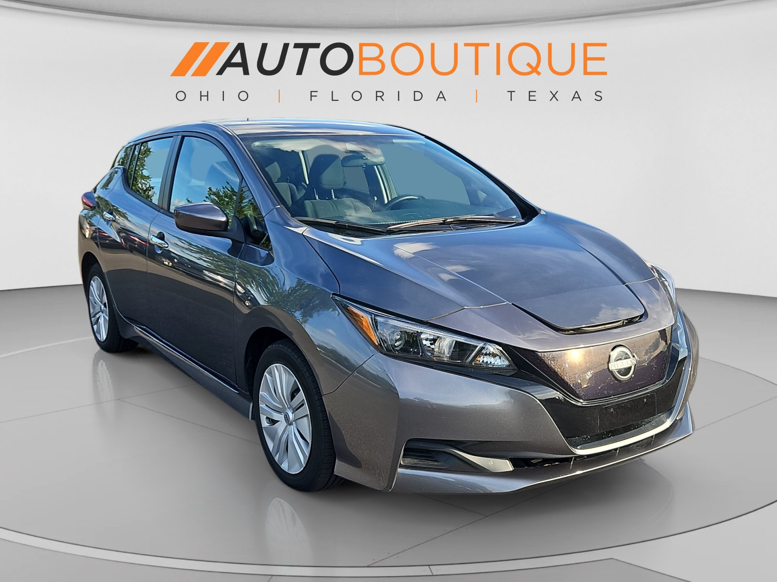 Used 2025 Nissan Leaf S FWD image 7