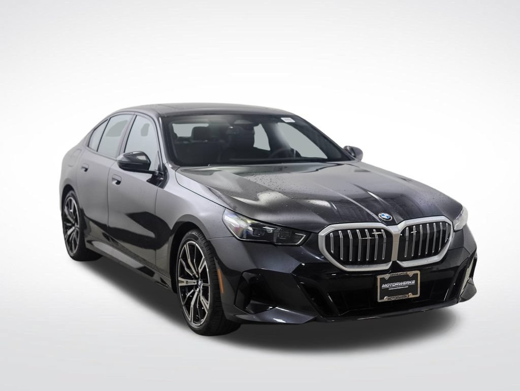 Used 2026 BMW 530i xDrive AWD/4WD image 7