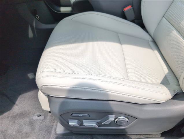 New 2026 Hyundai Santa Fe Calligraphy AWD/4WD image 4