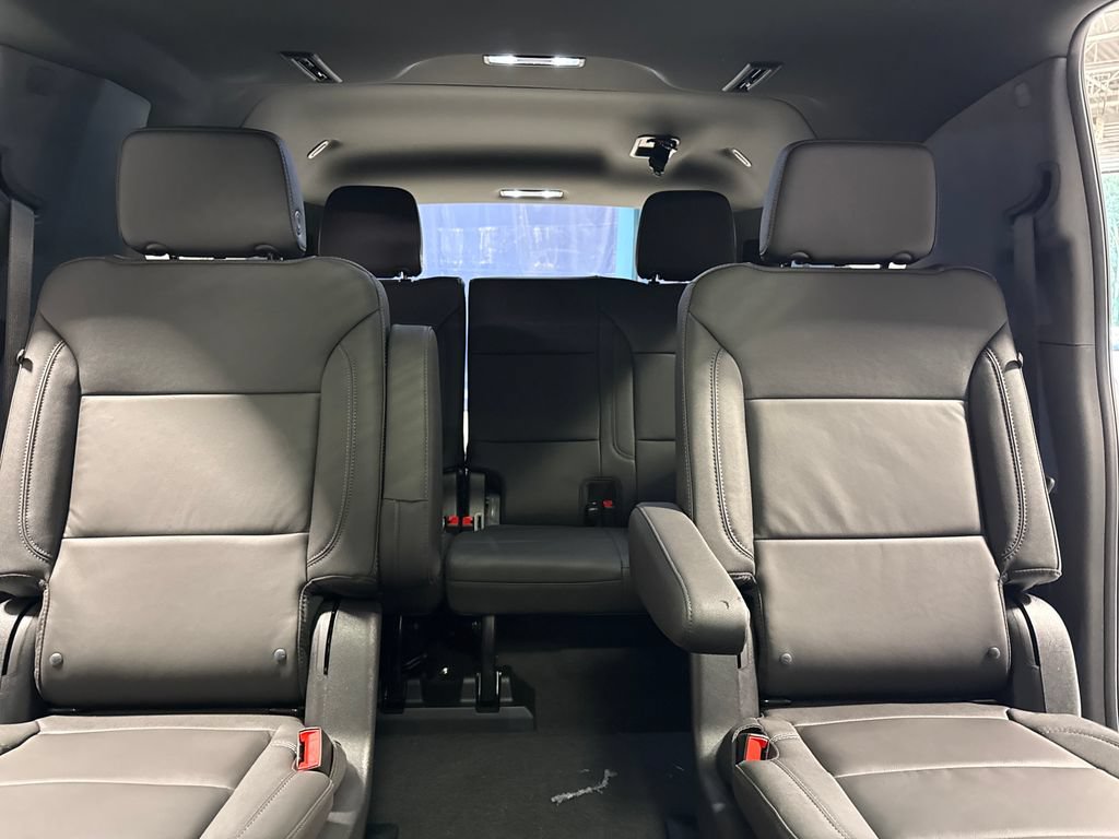 New 2026 Chevrolet Suburban Z71 w/ Z71 Off-Road Package AWD/4WD image 41