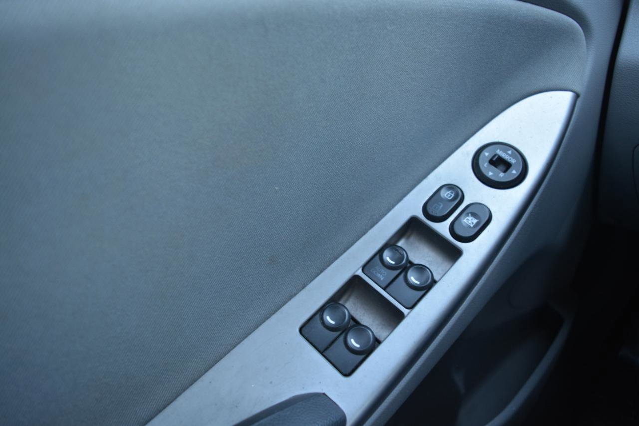 Used 2015 Hyundai Accent GLS image 26