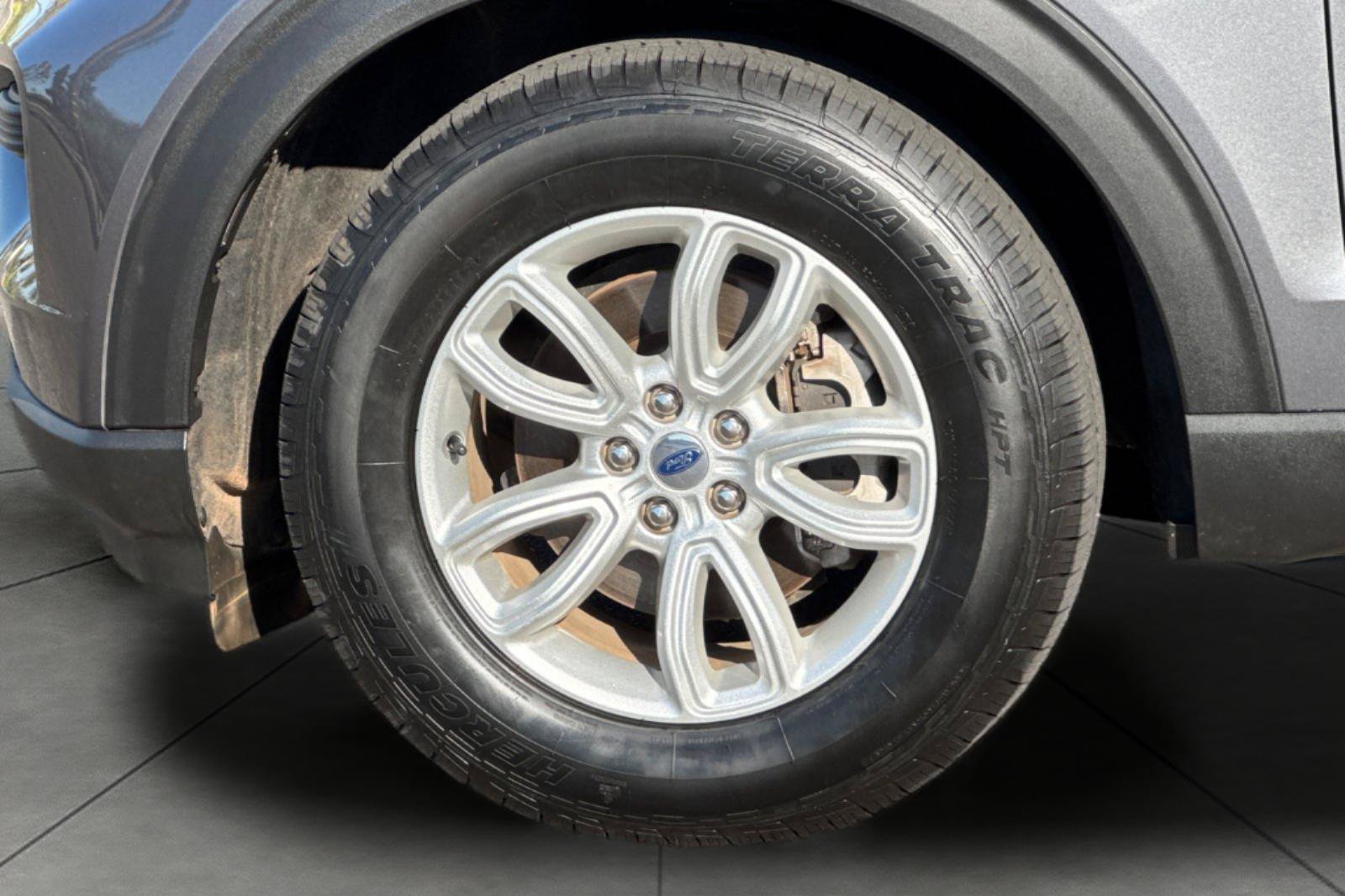 Used 2021 Ford Explorer 2WD image 11