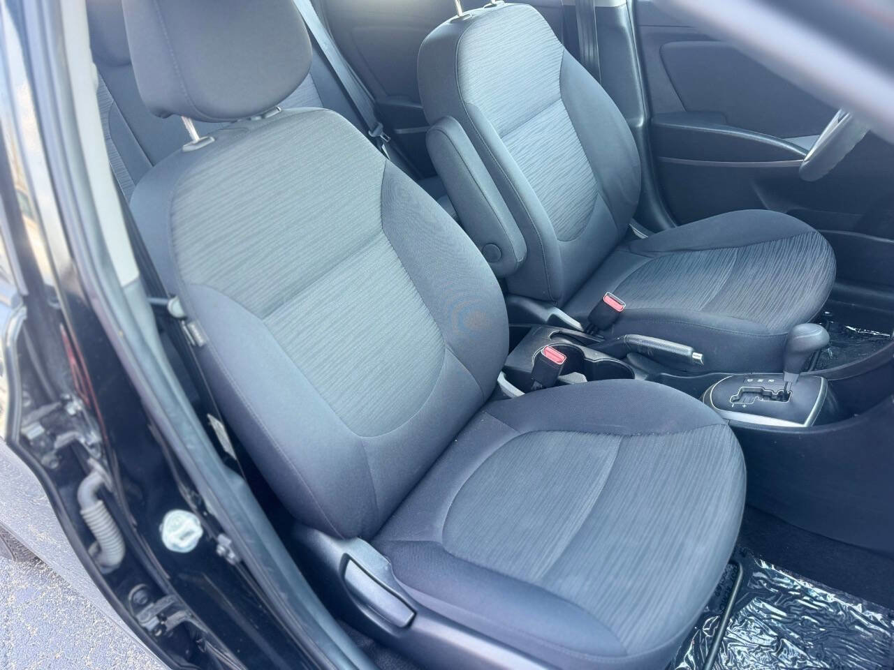 Used 2017 Hyundai Accent SE image 14