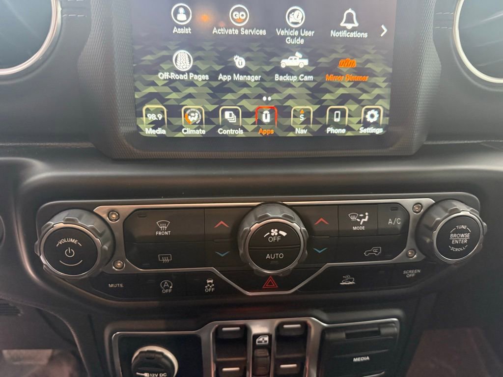 Used 2020 Jeep Gladiator Overland image 22