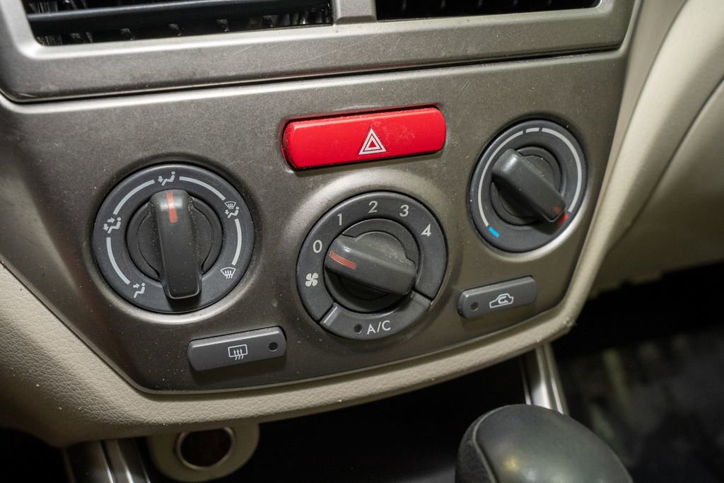 Used 2010 Subaru Impreza 2.5i image 12