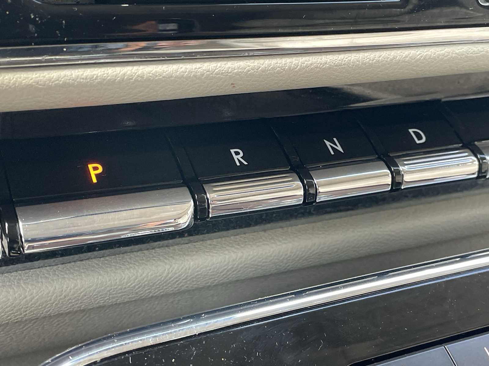 Used 2019 Lincoln Navigator Select image 22