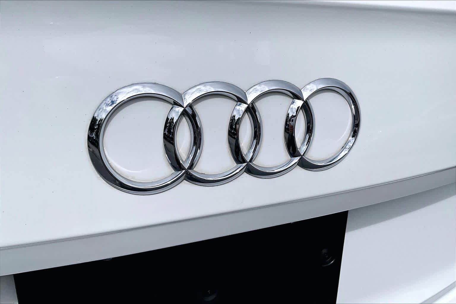 Used 2018 Audi Q5 Prestige w/ Prestige Package AWD/4WD image 35