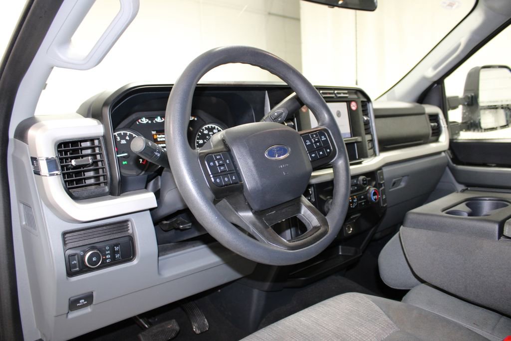 Used 2024 Ford F250 XLT image 22