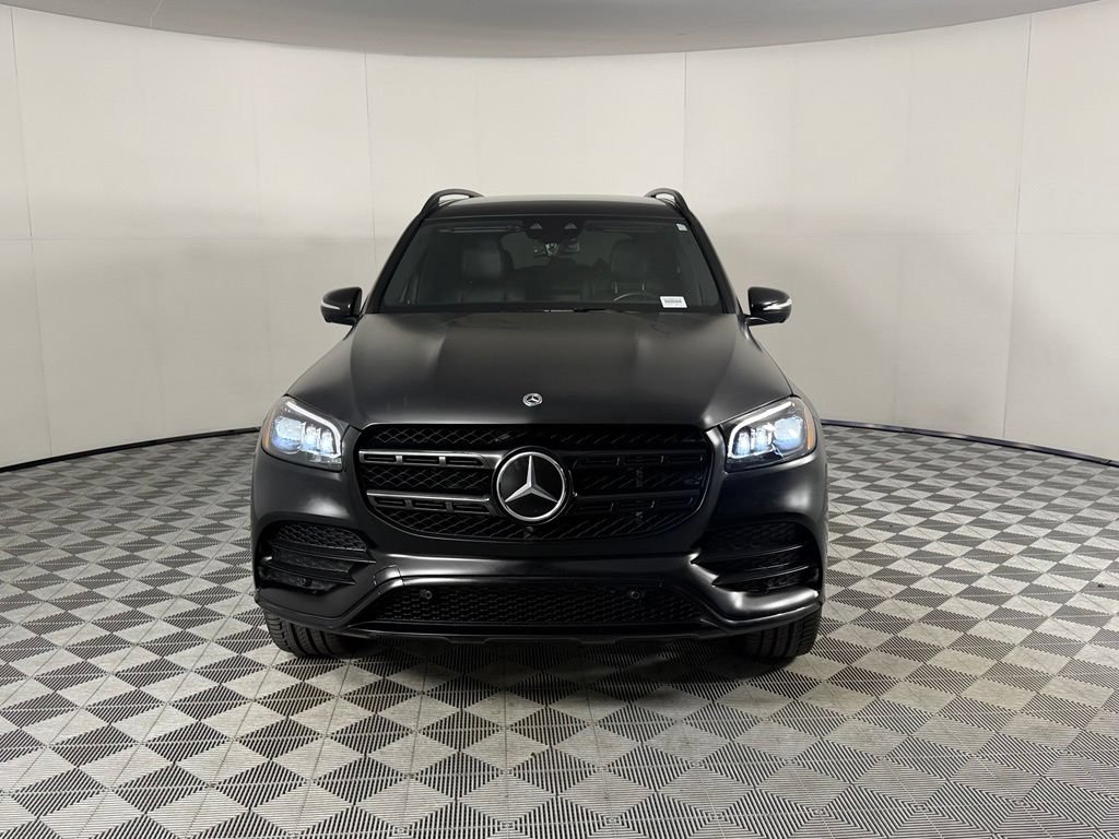 Used 2022 Mercedes-Benz GLS 450 4MATIC image 2