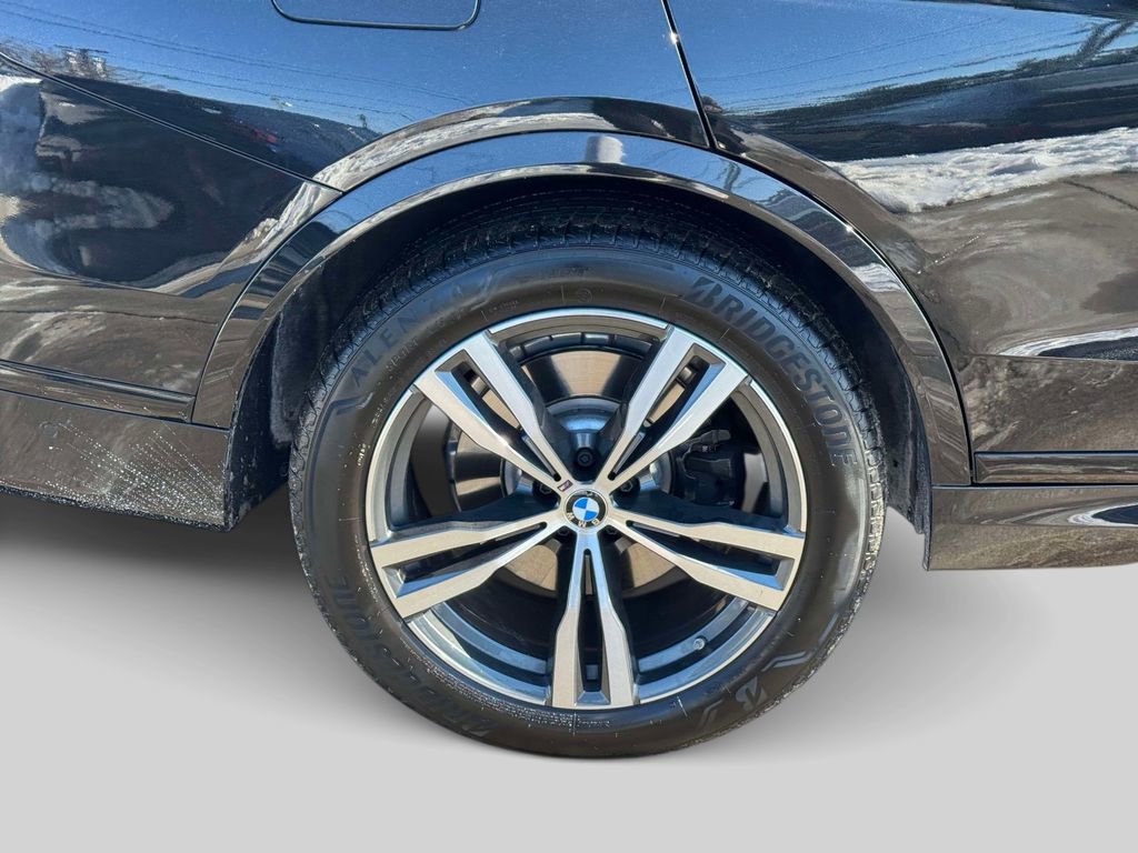 Certified 2026 BMW X7 xDrive40i w/ M Sport Package image 9