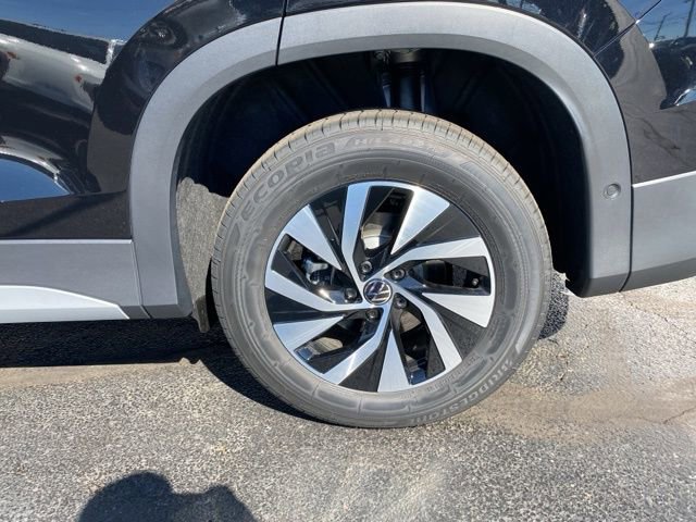 New 2025 Volkswagen Tiguan S image 17