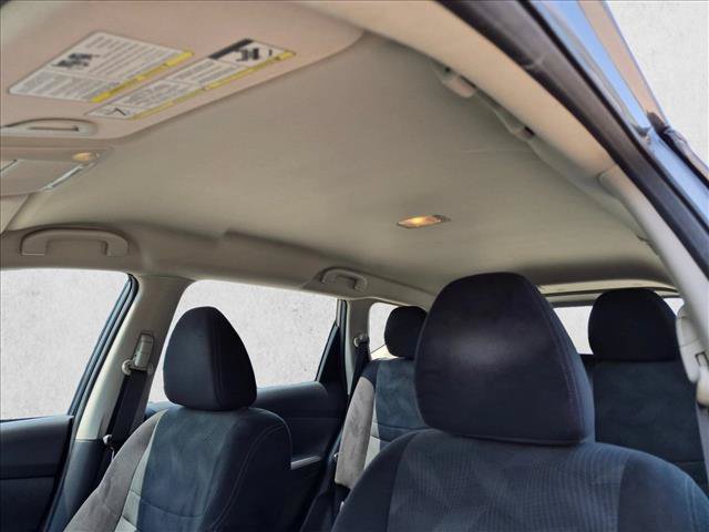 Used 2014 Nissan Rogue S AWD/4WD image 18