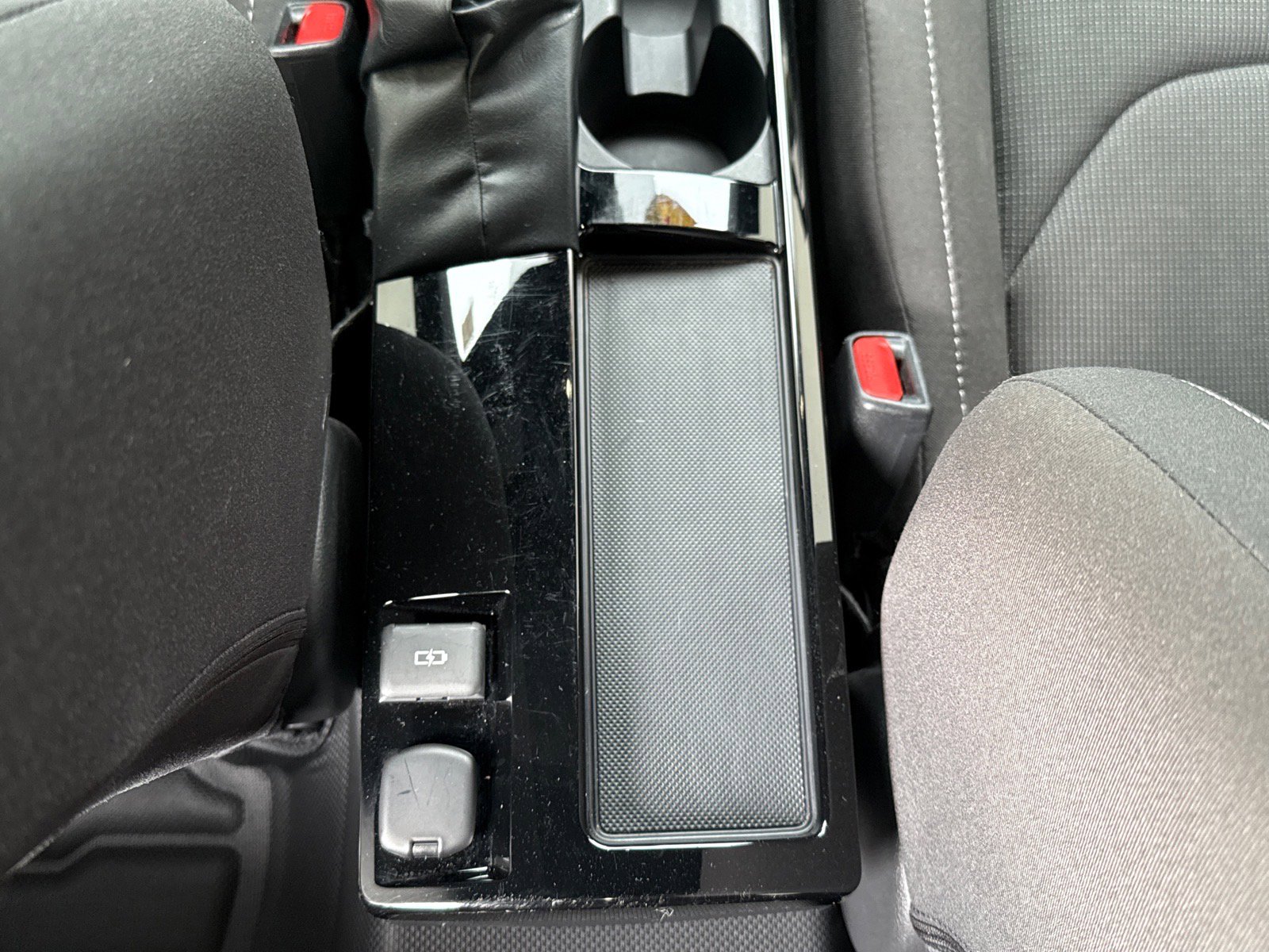 Used 2024 Toyota Corolla Core w/ Performance Package image 15