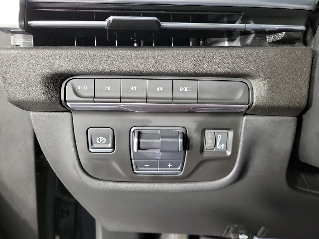 Used 2025 Cadillac Escalade ESV Sport AWD/4WD image 34