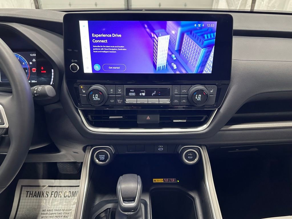 Used 2025 Toyota Grand Highlander AWD image 25