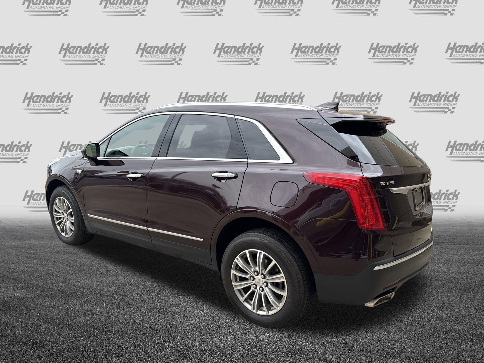 Used 2017 Cadillac XT5 Luxury image 8