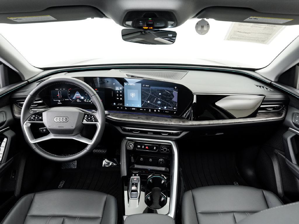 Certified 2025 Audi Q5 Premium w/ Convenience Package AWD/4WD image 19