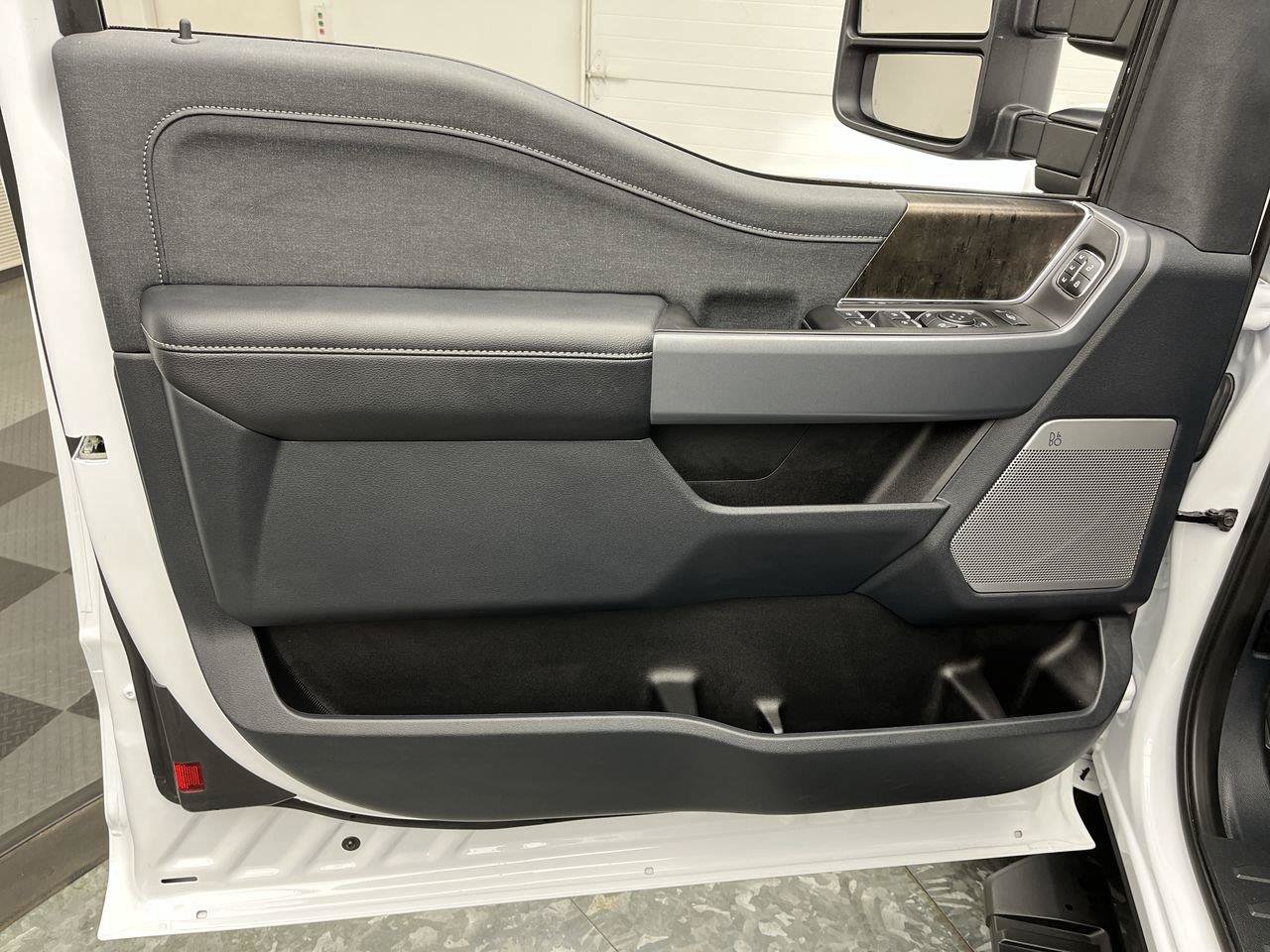 Certified 2023 Ford F350 Lariat w/ Sport Appearance Package AWD/4WD image 9